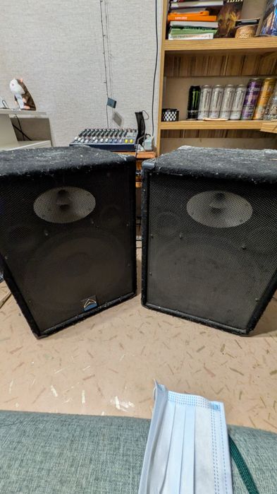 пассивные колонки Wharfedale Pro VS-15.