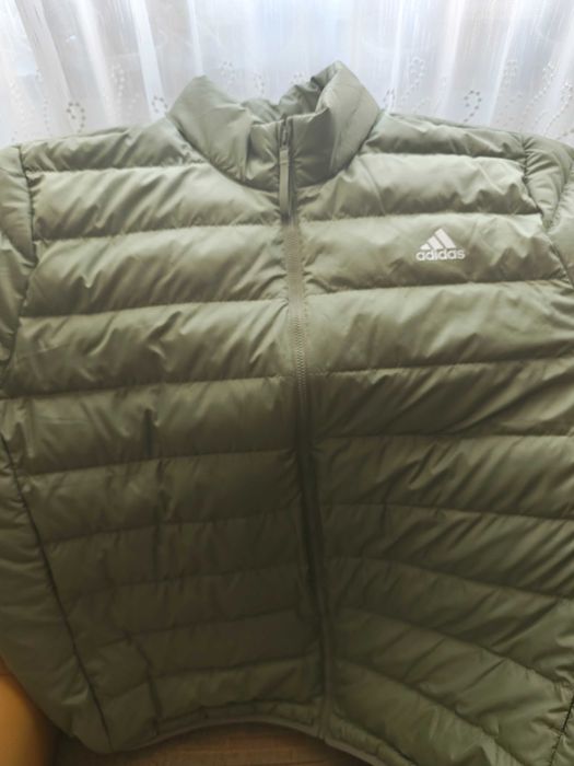 Geaca toamna-iarna Adidas Essential Diwn Jacket