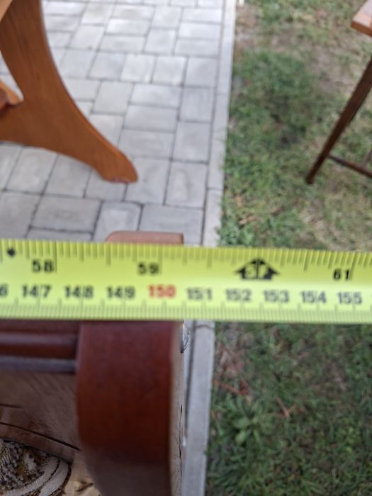 Vand masa cu 2 scaune si coltar de bucatarie