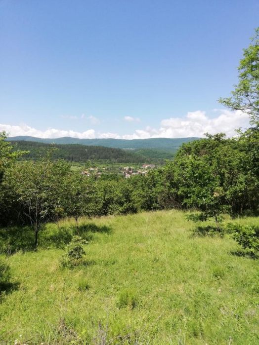 Парцел - 800 м2 в с. Ковачевци