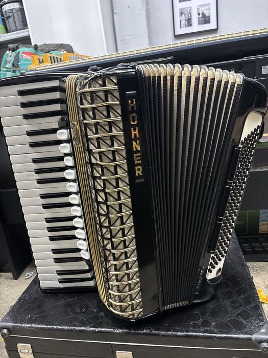 Acordeon Hohner Atlantic IV N deluxe 120 de basi