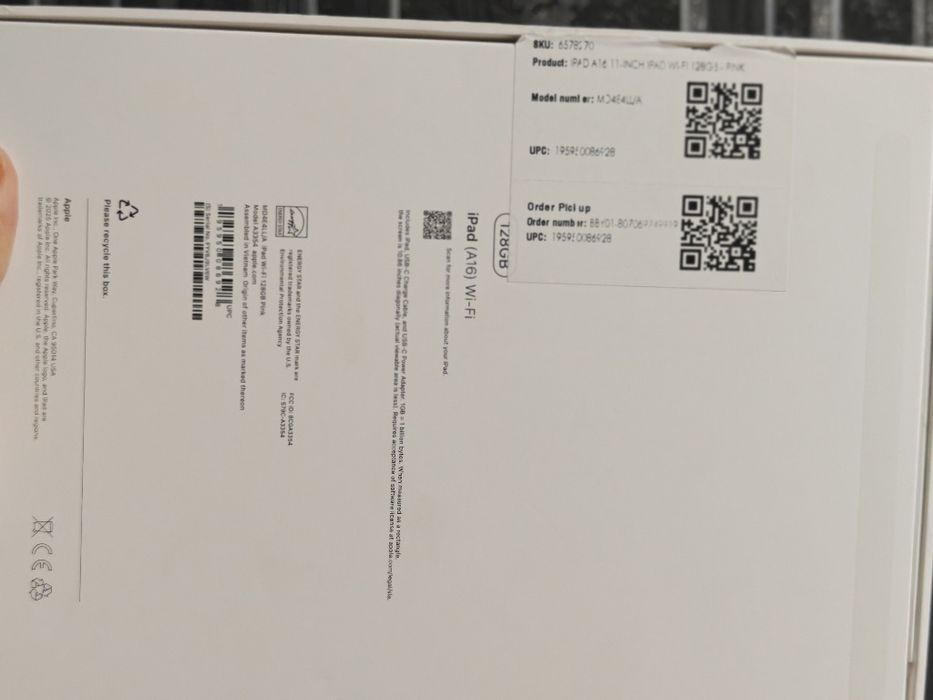 IPad 2025, 128gb красный/розовый