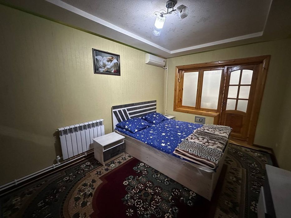 Яккасарой — Ракат массив, Космонавтлар метро ёни 2 хона