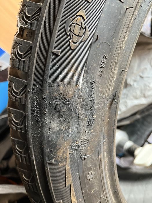 Продам Шины 275/45/21 зимнее