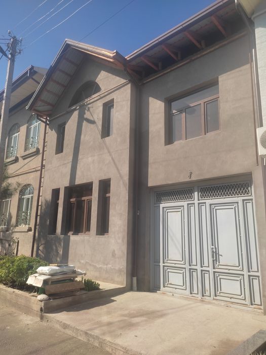 Назарбек Харакат махалла Уй 2 этаж 6 хонна