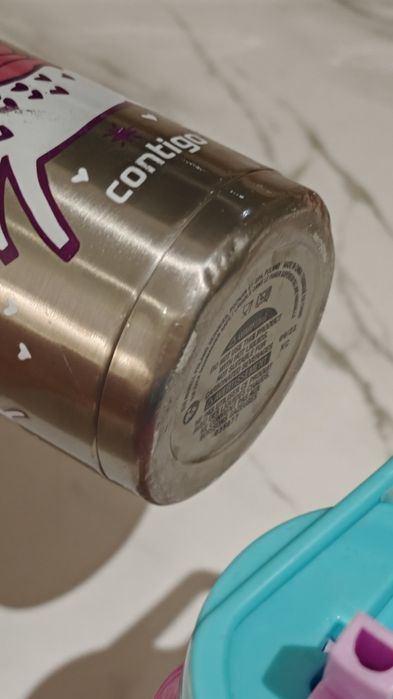 Метален термос Contigo и бутилка за вода