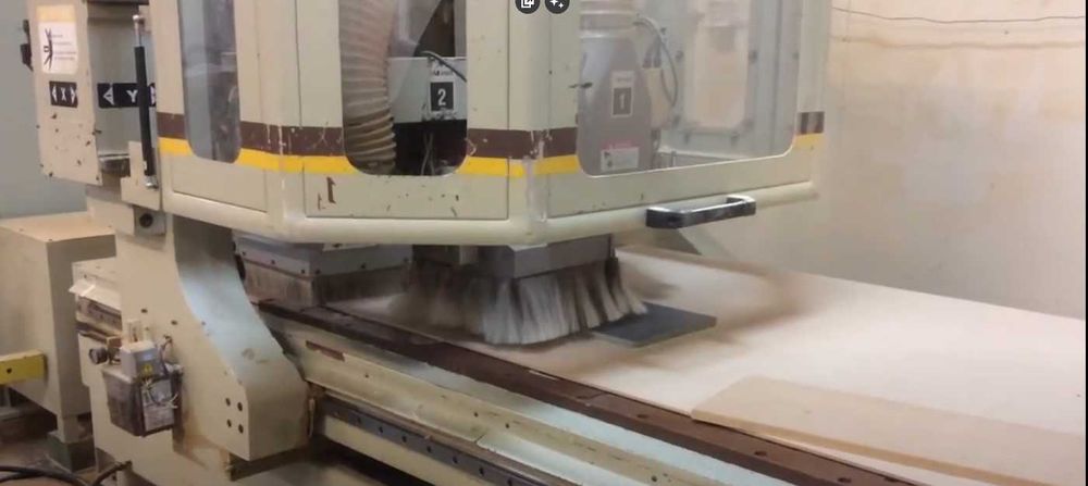 CNC Router ATC Masa Vacumatica + Magazie scule 8 buc