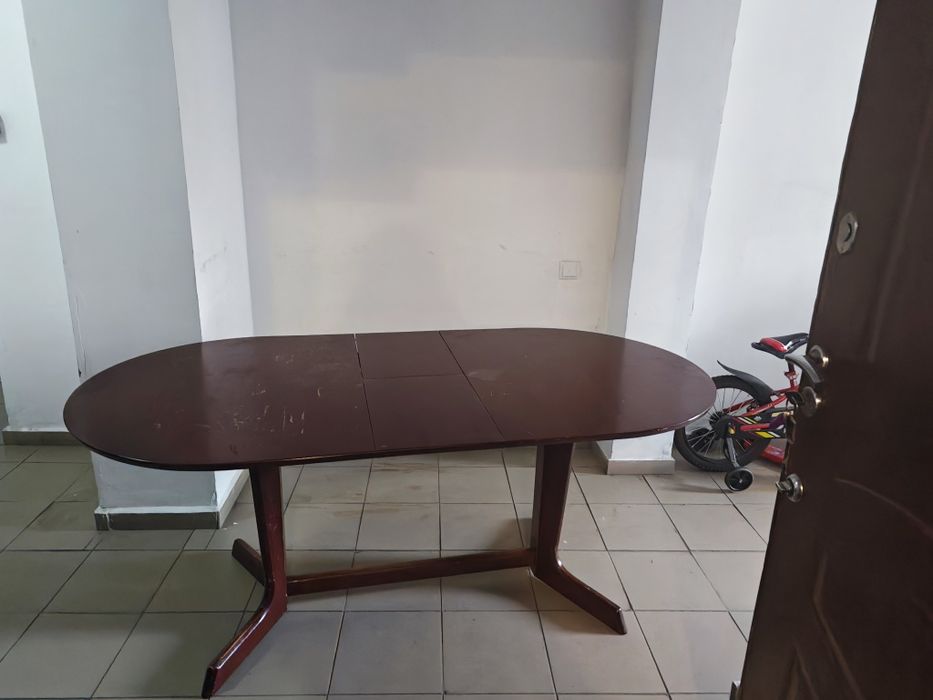 Деревяный Стол бу  продам