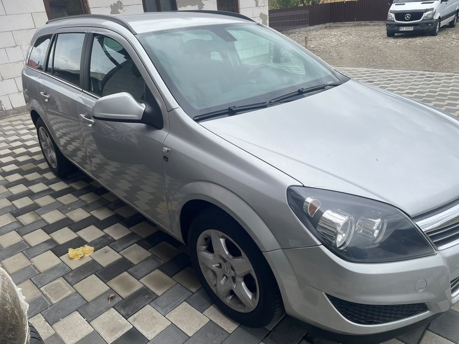 OPEL Astra 2010 — imagine 5