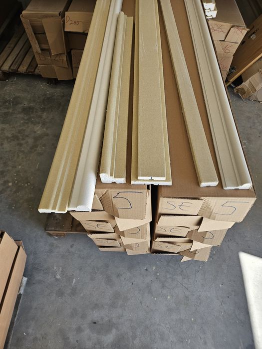 Decorațiuni polistiren exterior