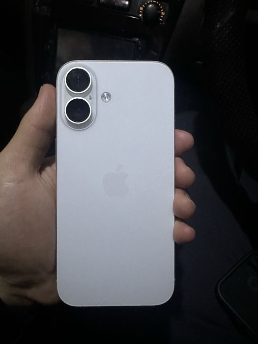 Айфон 16 белый цвет