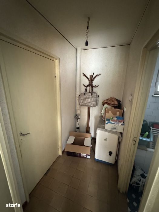 De vanzare apartament cu 3 camere zona Cina