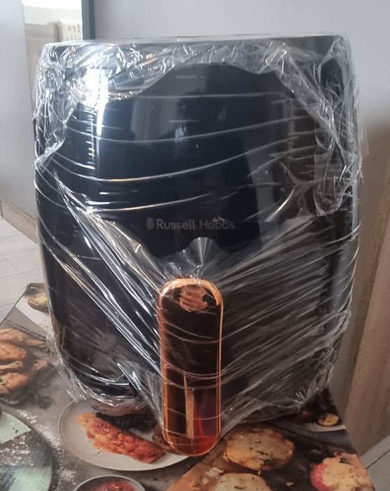 Ейрфраер Rusell Hobbs 1650w