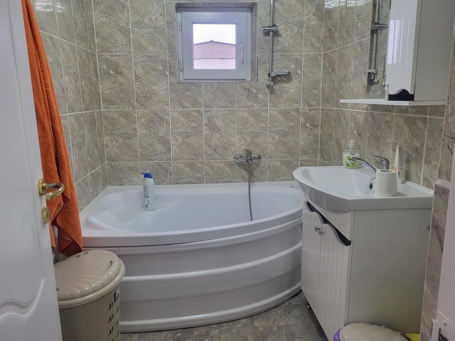 Vând apartament 3 camere!