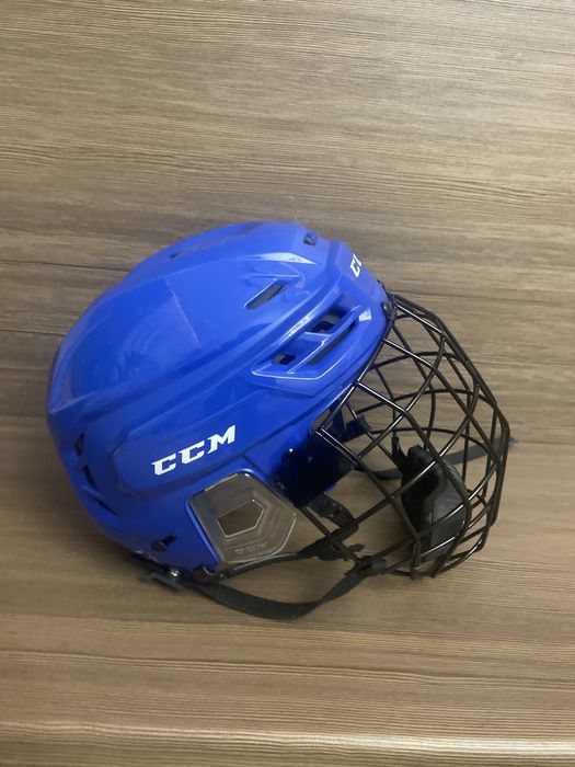 Шлем ccm tacks 210
