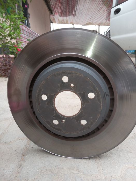 Продам тормозные диски.