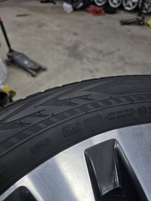 4 Броя 255/55/20 Nokian 7,6mm