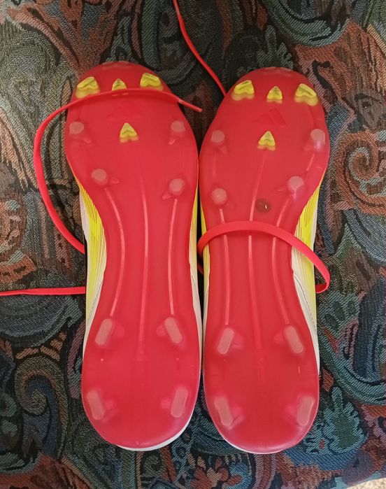 Crampoane de Iarbă Adidas F50