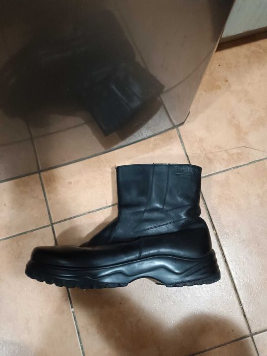 Продаю ботинки уз саламандр великан