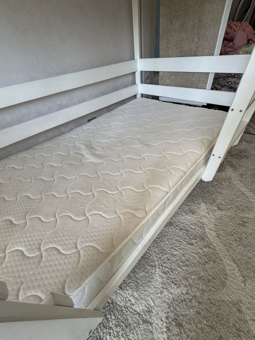 Срочно Продам! детскую кровать. Шифонер