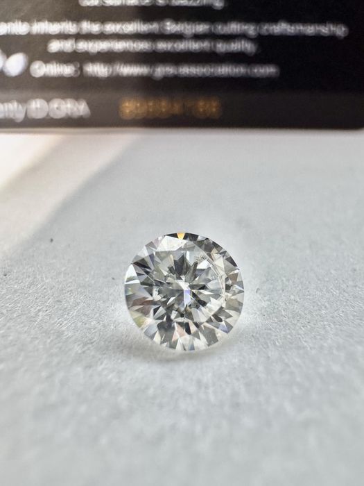 Диамант 1 карата, мойсанит, за бижу и подарък