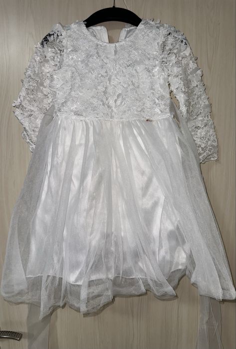 Продавам рокли