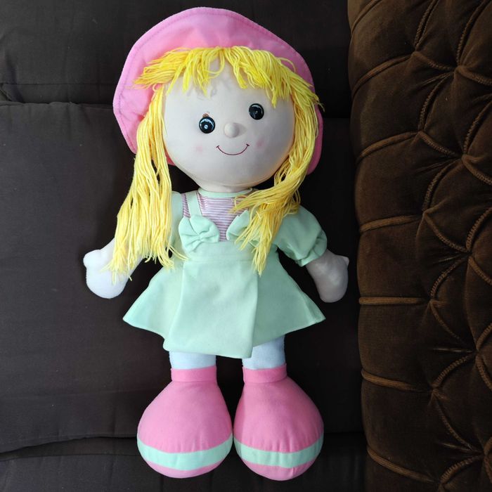 Детско кошче за кукли с подарък кукла