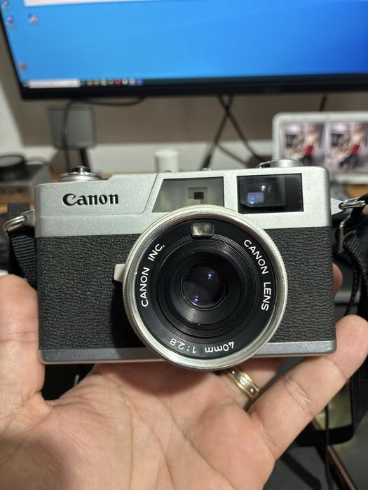 Aparat foto Canon model Canonet 28