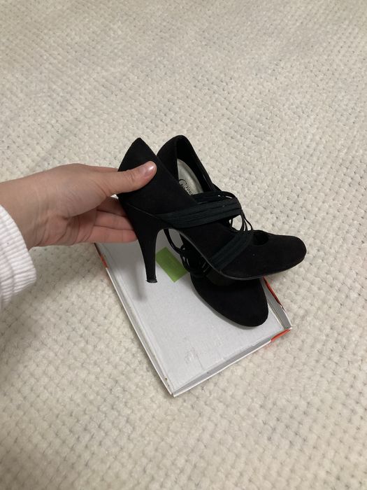 Дамски обувки елегантни