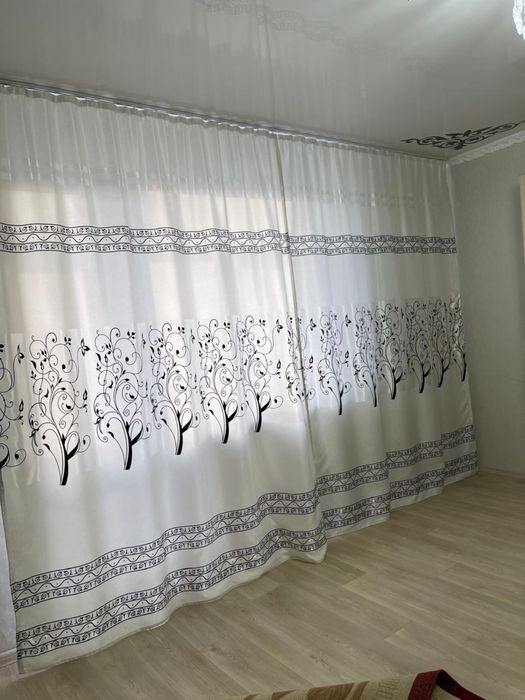 Продаются шторы в отличном состоянии
