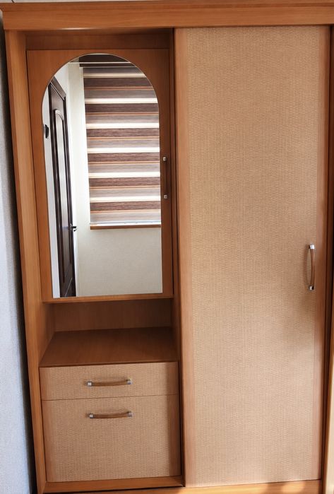 Продам прихожку Б/У