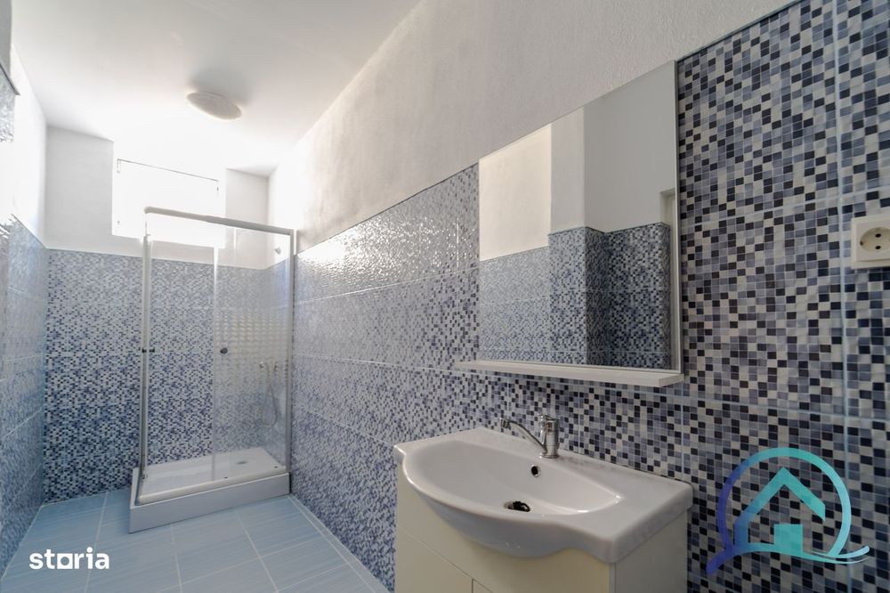 Apartament 2 camere 91 mp  etaj 1  Bulevardul Revoluției zona Teatru