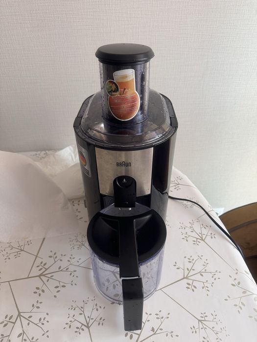 Соковыжималка Braun работает хорошо