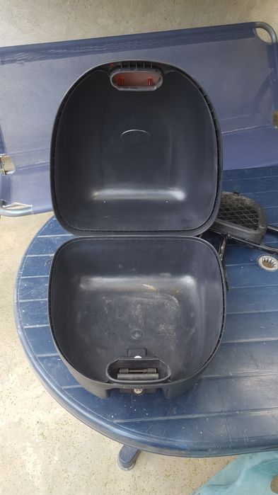 Portbagaj/topcase scuter Peugeot jet
