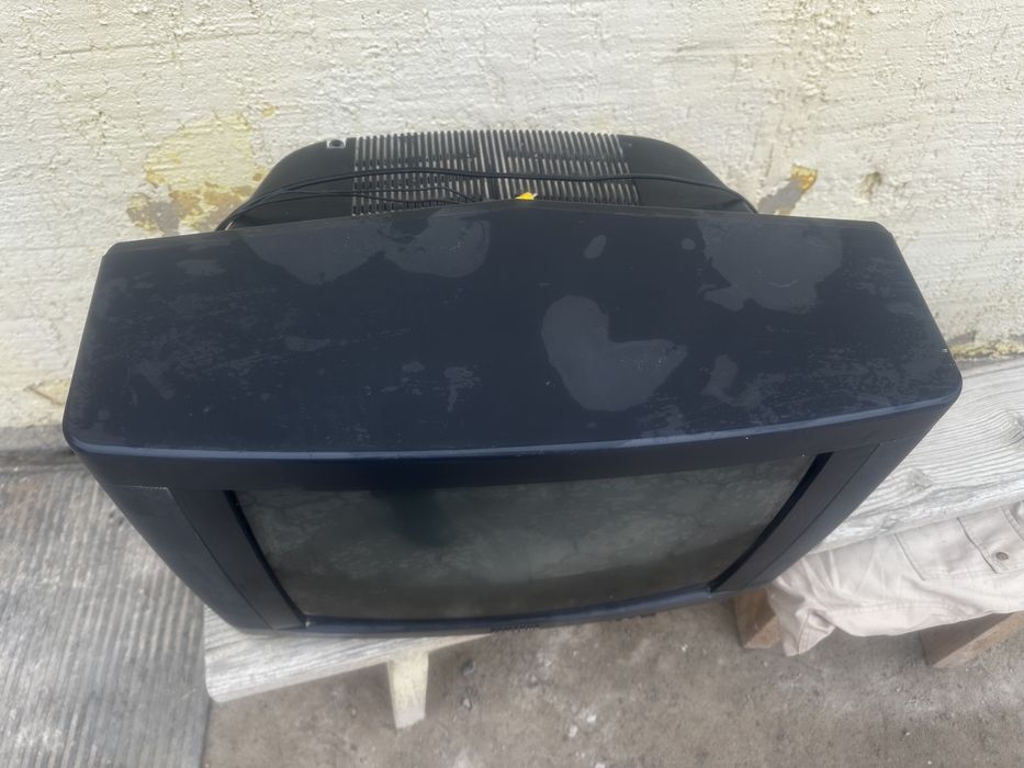 Продается телевизор