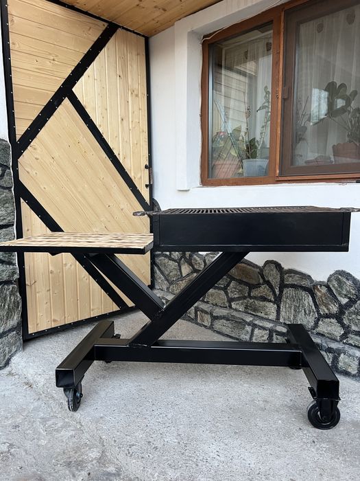 Vând grătar pentru curte