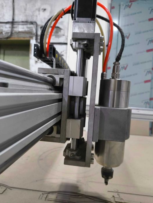 CNC Рутер за дървообработване