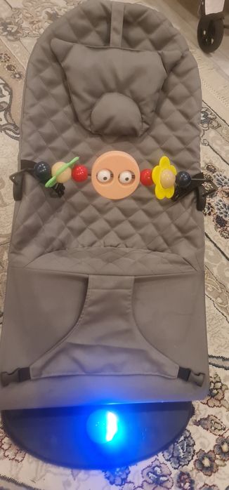 Новый музыкальный шезлонг.