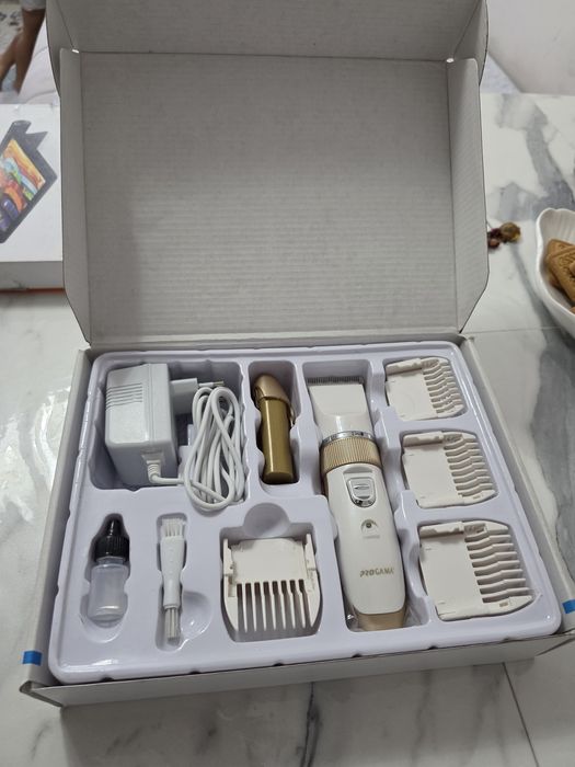 Продам машинку для стрижки волос