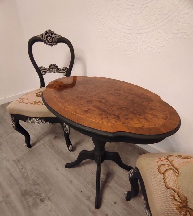 Doua scaune din lemn masiv, Shabby chic