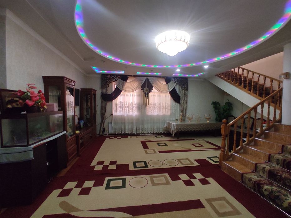 Продаётся дом в хорошем районе