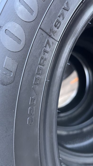 225/55 R17 Good year 2шт
