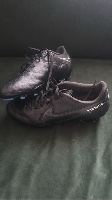Ghete fotbal NIKE TIEMPO LEGEND 9  mărimea 43 impecabile