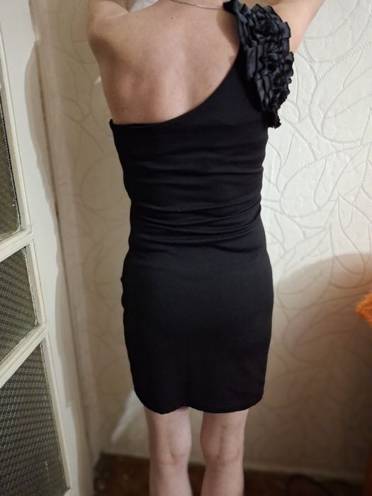 Малка черна Рокля