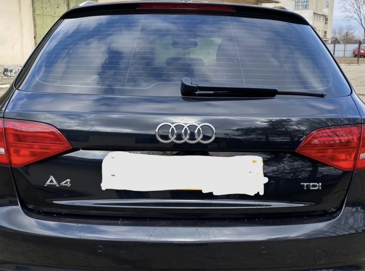 Haion/Portbagaj complet Audi A4 B8 Avant  LX5R fără rugină, stare impecabila