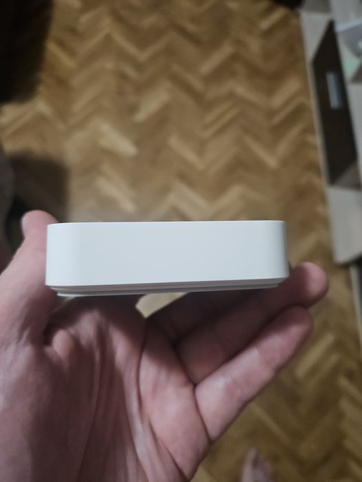 Yeelight E1 Matter Hub