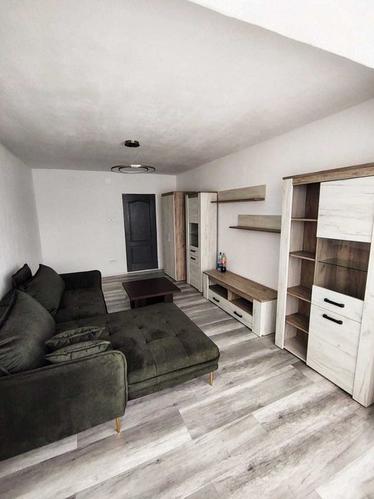 Apartament de închiriat