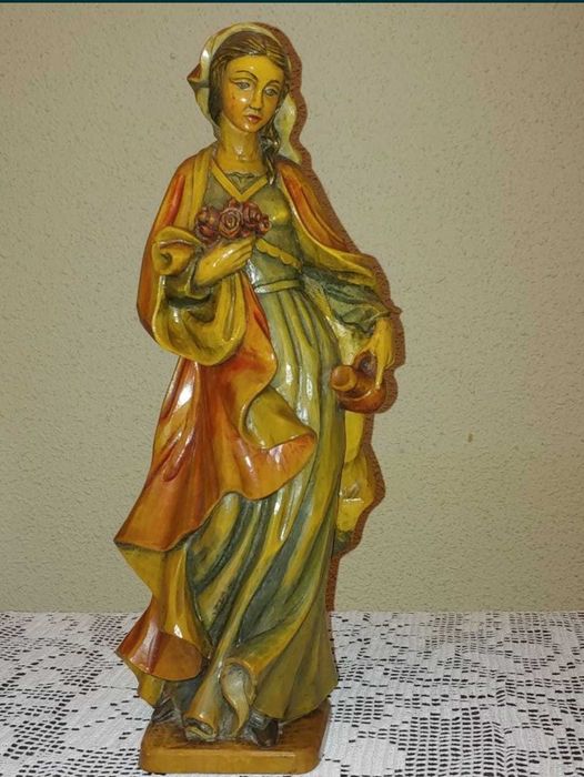 Sculptura în lemn fecioara Maria