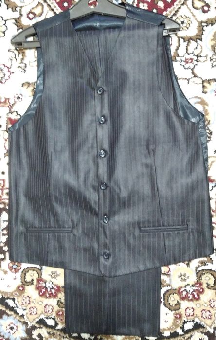 Костюм 3ка, 48 р-р