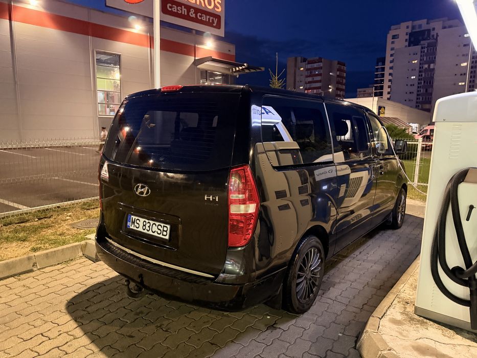 Hyundai H1 ViP 8locuri minibus schimb cu electrica